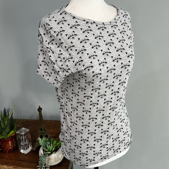 Pull&Bear T-Shirt - Picture 3 of 14